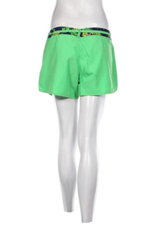 Γυναικείο κοντό παντελόνι PUMA, Μέγεθος XL, Χρώμα Πράσινο, Τιμή 6,35 €