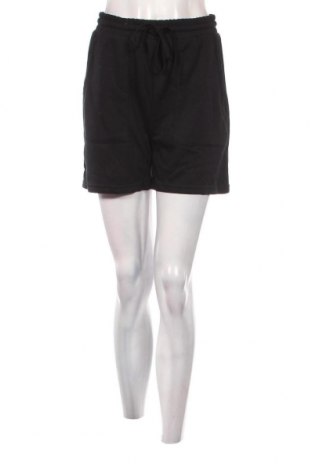 Γυναικείο κοντό παντελόνι Pieces, Μέγεθος S, Χρώμα Μαύρο, Τιμή 23,71 €