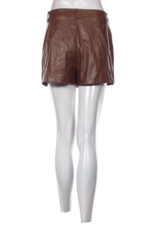 Damen Shorts Pretty Little Thing, Größe S, Farbe Braun, Preis 5,68 €
