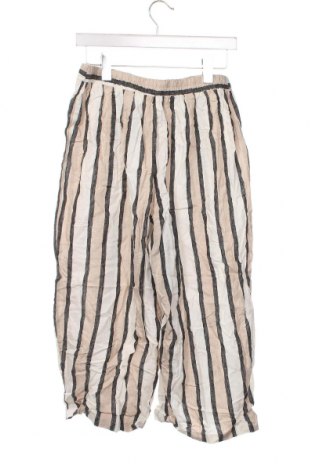 Pantaloni scurți de femei Primark, Mărime M, Culoare Multicolor, Preț 25,00 Lei