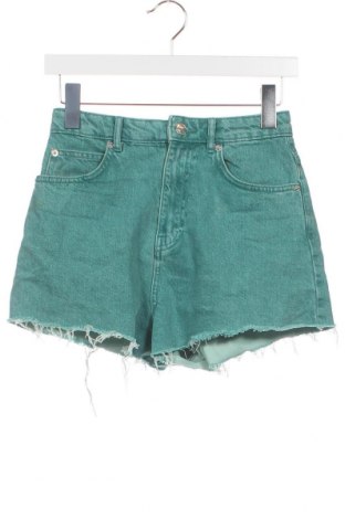Дамски къс панталон Pull&Bear, Размер XS, Цвят Зелен, Цена 9,50 лв.
