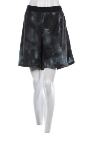 Γυναικείο κοντό παντελόνι Reebok, Μέγεθος XXL, Χρώμα Πολύχρωμο, Τιμή 22,45 €