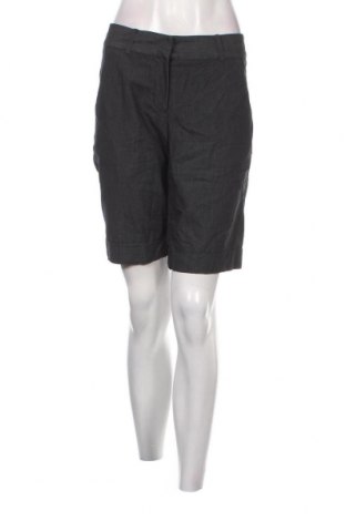 Γυναικείο κοντό παντελόνι Robert Rodriguez, Μέγεθος S, Χρώμα Γκρί, Τιμή 25,55 €