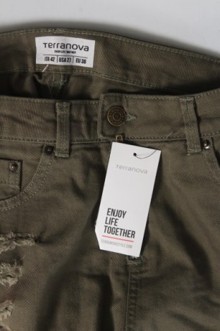 Дамски къс панталон Terranova, Размер M, Цвят Зелен, Цена 15,79 лв.