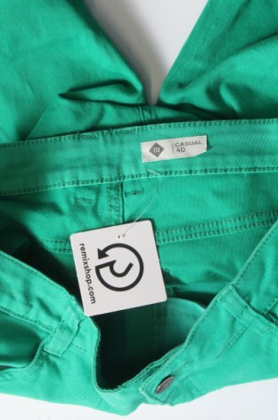 Дамски къс панталон Tex, Размер M, Цвят Зелен, Цена 18,82 лв.