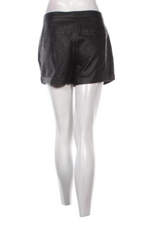 Γυναικείο κοντό παντελόνι VILA, Μέγεθος L, Χρώμα Μαύρο, Τιμή 13,14 €