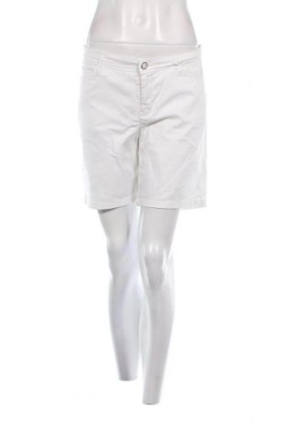 Damen Shorts Yessica, Größe XL, Farbe Weiß, Preis € 5,83