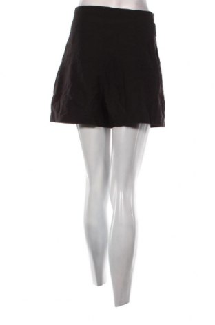 Γυναικείο κοντό παντελόνι Zara, Μέγεθος S, Χρώμα Μαύρο, Τιμή 10,00 €