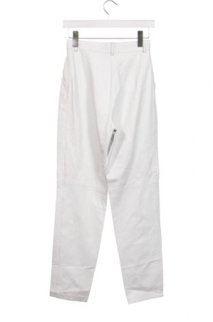 Дамски кожен панталон, Размер S, Цвят Бял, Цена 107,00 лв.