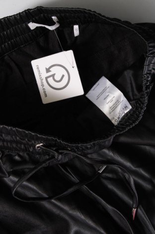 Γυναικείο παντελόνι δερμάτινο Melting Stockholm, Μέγεθος S, Χρώμα Μαύρο, Τιμή 25,36 €