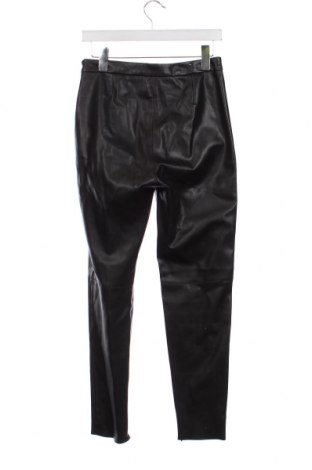 Дамски кожен панталон Zara, Размер M, Цвят Черен, Цена 8,91 лв.
