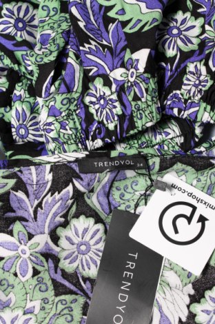 Γυναικείο σετ Trendyol, Μέγεθος XS, Χρώμα Πολύχρωμο, Τιμή 39,69 €