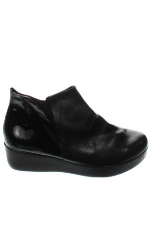 Dámské boty  CLKA by Clan Karachi, Velikost 38, Barva Černá, Cena  517,00 Kč