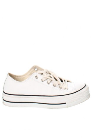 Дамски обувки Converse, Размер 40, Цвят Бял, Цена 89,93 лв.