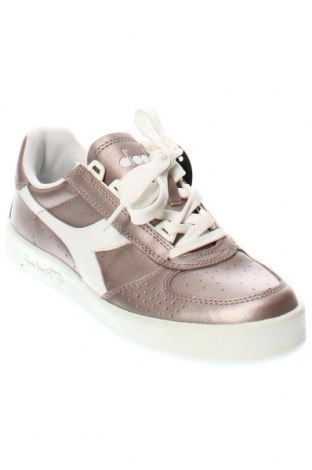 Dámské boty  Diadora, Velikost 37, Barva Popelavě růžová, Cena  1 206,00 Kč