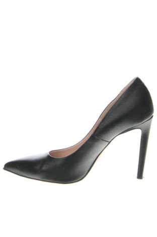 Дамски обувки Gino Rossi, Размер 38, Цвят Черен, Цена 48,00 лв.