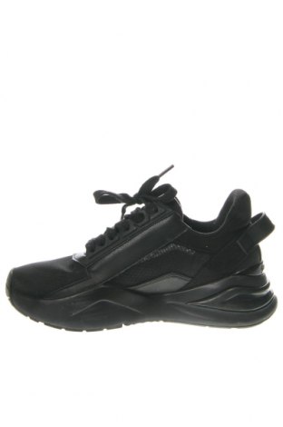 Γυναικεία παπούτσια Guess, Μέγεθος 36, Χρώμα Μαύρο, Τιμή 40,41 €