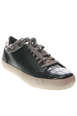Дамски обувки Liu Jo, Размер 37, Цвят Черен, Цена 126,36 лв.