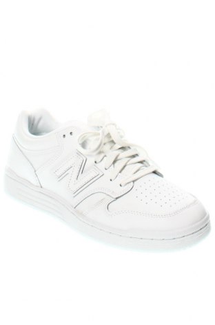 Дамски обувки New Balance, Размер 41, Цвят Бял, Цена 203,00 лв.