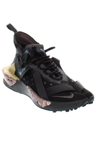 Дамски обувки Nike, Размер 36, Цвят Черен, Цена 172,00 лв.