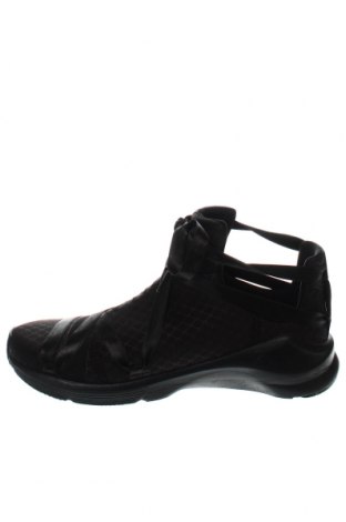 Дамски обувки PUMA, Размер 41, Цвят Черен, Цена 113,52 лв.