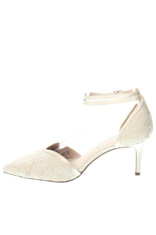 Γυναικεία παπούτσια Tamaris, Μέγεθος 40, Χρώμα Εκρού, Τιμή 14,85 €