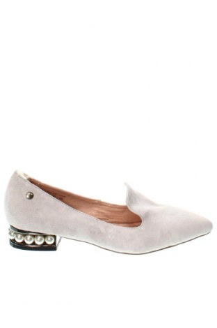 Дамски обувки UGG Australia, Размер 36, Цвят Сив, Цена 82,00 лв.