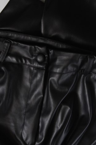 Pantaloni de femei, Mărime M, Culoare Negru, Preț 25,89 Lei