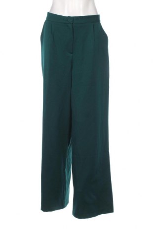 Дамски панталон, Размер L, Цвят Зелен, Цена 29,44 лв.