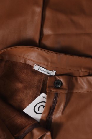 Γυναικείο παντελόνι, Μέγεθος M, Χρώμα Καφέ, Τιμή 7,65 €