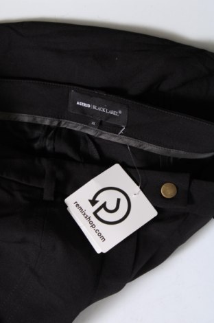 Pantaloni de femei ASTRID BLACK LABEL, Mărime XL, Culoare Negru, Preț 109,60 Lei