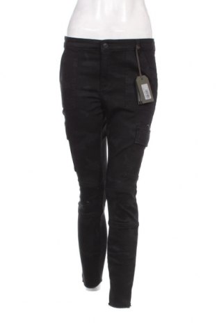 Дамски панталон AllSaints, Размер M, Цвят Черен, Цена 116,28 лв.