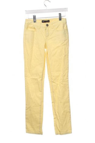 Γυναικείο παντελόνι Arizona, Μέγεθος XS, Χρώμα Κίτρινο, Τιμή 5,74 €