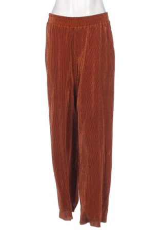 Γυναικείο παντελόνι B.Young, Μέγεθος M, Χρώμα Καφέ, Τιμή 13,89 €