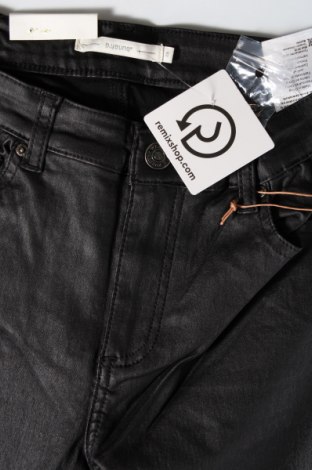 Γυναικείο παντελόνι B.Young, Μέγεθος M, Χρώμα Μαύρο, Τιμή 11,91 €