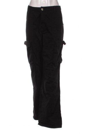 Дамски панталон Bershka, Размер M, Цвят Черен, Цена 15,84 лв.