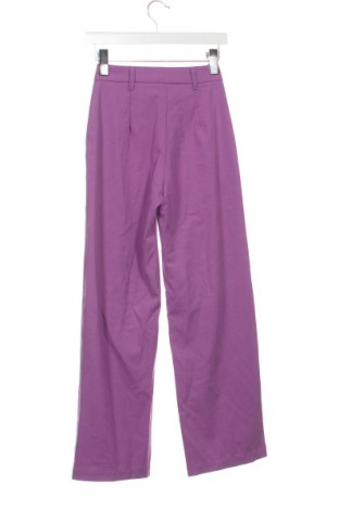 Pantaloni de femei Bershka, Mărime XXS, Culoare Mov, Preț 95,39 Lei