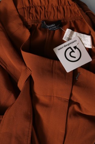 Дамски панталон Bershka, Размер M, Цвят Оранжев, Цена 25,85 лв.