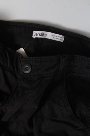 Dámské kalhoty  Bershka, Velikost XS, Barva Černá, Cena  317,00 Kč