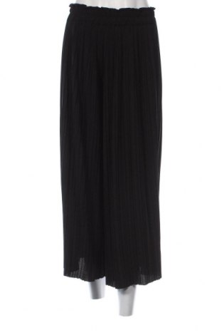Γυναικείο παντελόνι Bershka, Μέγεθος S, Χρώμα Μαύρο, Τιμή 8,46 €