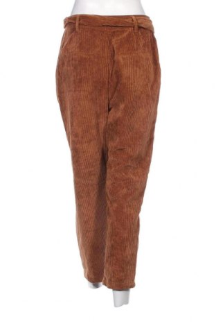 Pantaloni de femei Bershka, Mărime M, Culoare Bej, Preț 16,22 Lei