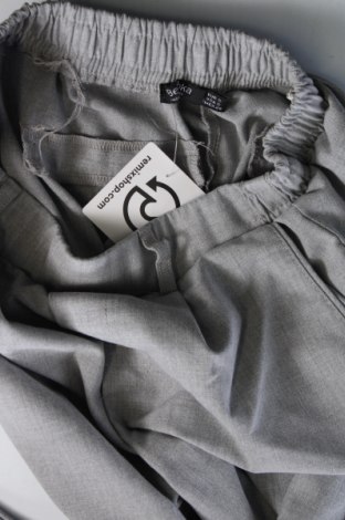 Damenhose Bershka, Größe S, Farbe Grau, Preis € 7,56