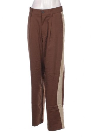 Дамски панталон Bershka, Размер M, Цвят Кафяв, Цена 11,60 лв.