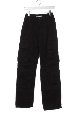 Дамски панталон Bershka, Размер XXS, Цвят Черен, Цена 14,50 лв.