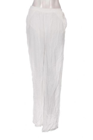 Γυναικείο παντελόνι Bershka, Μέγεθος L, Χρώμα Λευκό, Τιμή 10,76 €