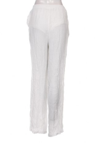 Γυναικείο παντελόνι Bershka, Μέγεθος L, Χρώμα Λευκό, Τιμή 17,94 €