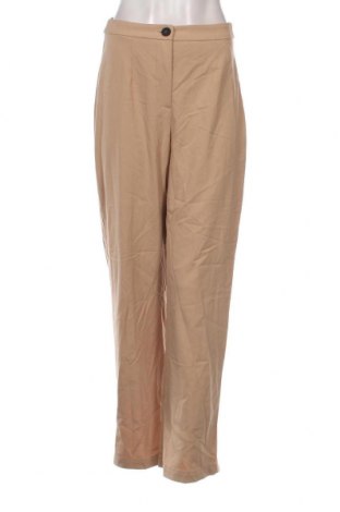 Дамски панталон Bershka, Размер S, Цвят Бежов, Цена 13,05 лв.