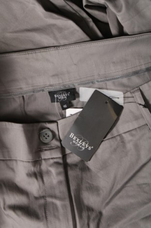 Pantaloni de femei Bexleys, Mărime XL, Culoare Gri, Preț 45,89 Lei