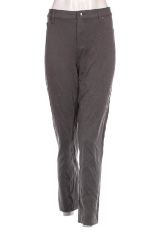 Дамски панталон Calvin Klein Jeans, Размер XL, Цвят Сив, Цена 40,80 лв.