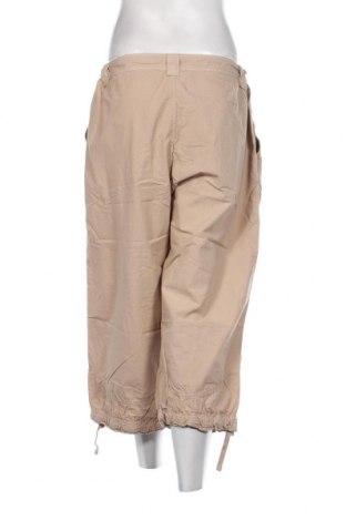 Дамски панталон Champion, Размер XL, Цвят Бежов, Цена 25,11 лв.